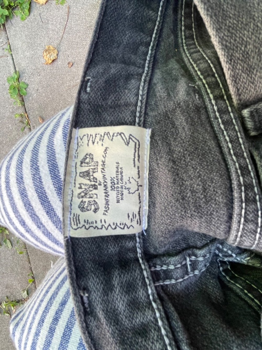 Jean Shorts - Picture 3 of 3